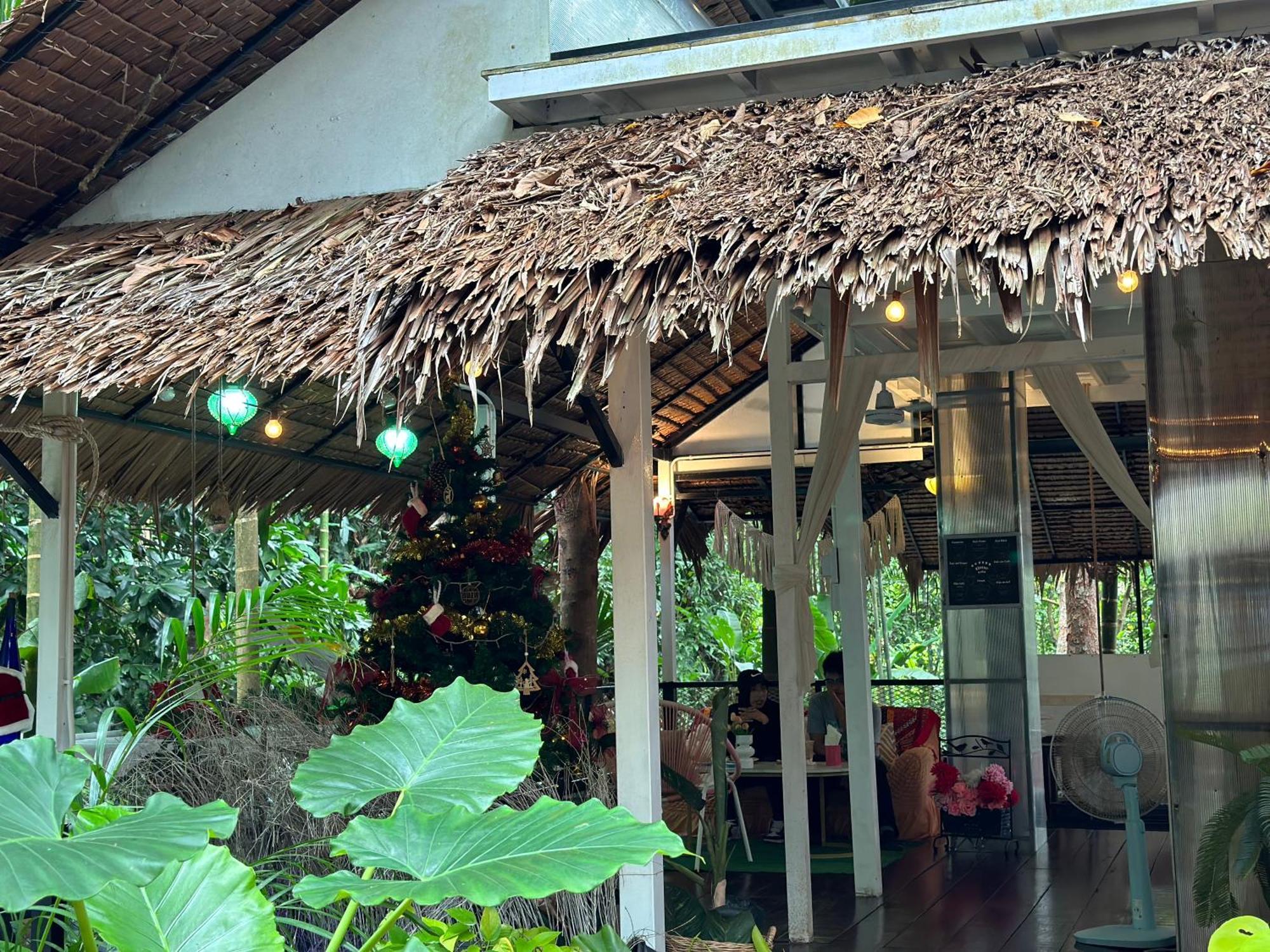 Nua Tone Resort Bang Tao & Cafe Exterior photo